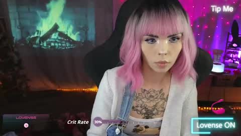 Snapshot of kerry_kirk chatting on 03-10-26, 10:48 Kerry online show from 03-10-26, 10:48