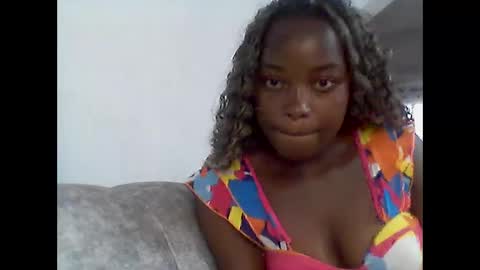 Snapshot of kerrysweet chatting on 03-13-26, 02:01 kerrysweet online show from 03-13-26, 02:01