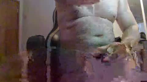 Snapshot of kert19 chatting on 10-21-25, 05:08 KerKER online show from 10-21-25, 05:08