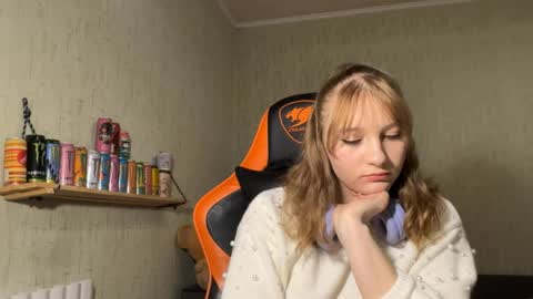 Kate online show from 04-08-26, 05:35