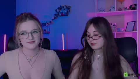 ketty_kitt online show from 04-25-26, 08:17