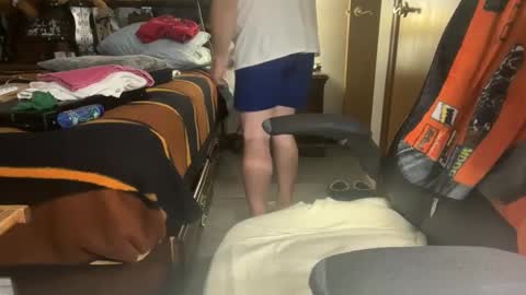 kev92569 online show from 12-10-24, 01:32