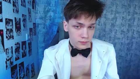 Snapshot of kevin_joestar chatting on 11-23-25, 03:39 Kevin online show from 11-23-25, 03:39