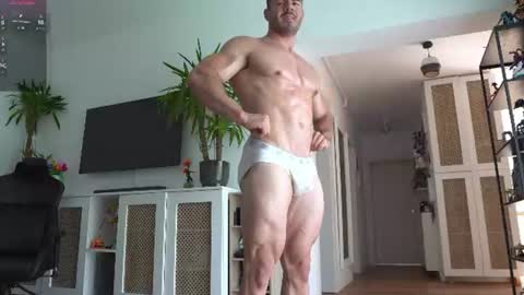 Snapshot of kevinandresxx chatting on 07-09-26, 09:24 Kevin online show from 07-09-26, 09:24