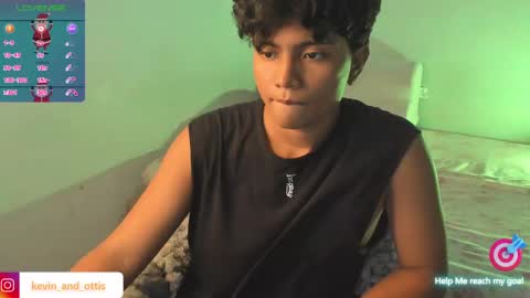 Snapshot of kevinxlvx chatting on 12-22-24, 12:07 kevin and ottis online show from 12-22-24, 12:07