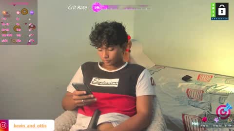 Snapshot of kevinxlvx chatting on 12-31-24, 08:56 kevin and ottis online show from 12-31-24, 08:56