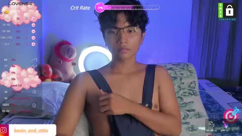 Snapshot of kevinxlvx chatting on 01-24-25, 11:45 kevin and ottis online show from 01-24-25, 11:45