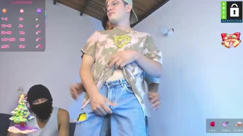 Snapshot of kevinxlvx chatting on 11-26-25, 11:28 kevin and ottis online show from 11-26-25, 11:28