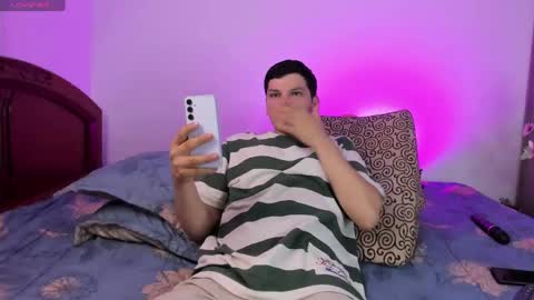 kevin and ottis online show from 04-18-26, 02:59