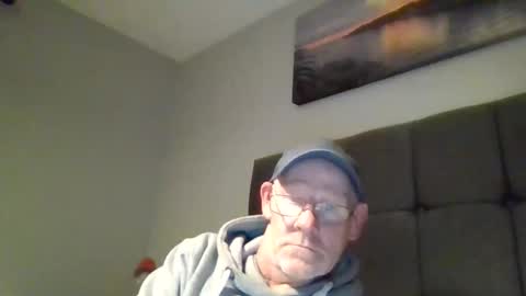 Snapshot of kevlooking4sez chatting on 09-20-25, 12:55 kevlooking4sez online show from 09-20-25, 12:55