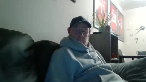 Snapshot of kevlooking4sez chatting on 09-23-25, 07:39 kevlooking4sez online show from 09-23-25, 07:39