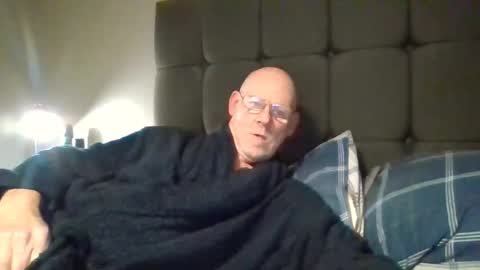 Snapshot of kevlooking4sez chatting on 03-03-26, 01:01 kevlooking4sez online show from 03-03-26, 01:01