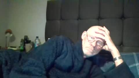 kevlooking4sez online show from 06-11-26, 01:27