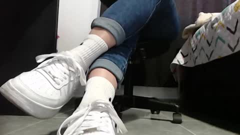     online show from 02-26-26, 05:45