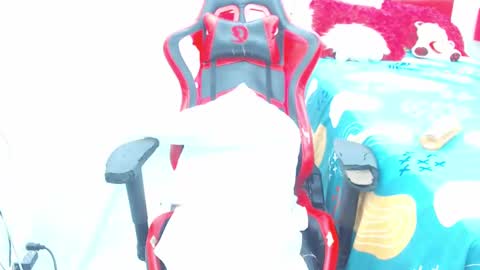 Snapshot of keyra_dainty chatting on 01-11-25, 10:29 Sandy Saenz online show from 01-11-25, 10:29