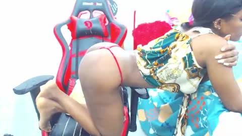 Snapshot of keyra_dainty chatting on 01-26-25, 01:36 Sandy Saenz online show from 01-26-25, 01:36