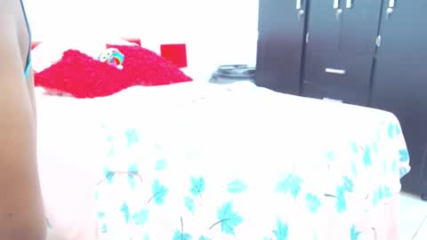 Snapshot of keyra_dainty chatting on 02-04-25, 10:32 Sandy Saenz online show from 02-04-25, 10:32