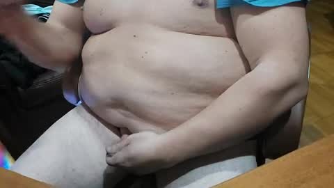 Snapshot of keytrash chatting on 03-08-25, 10:24 Arthur online show from 03-08-25, 10:24