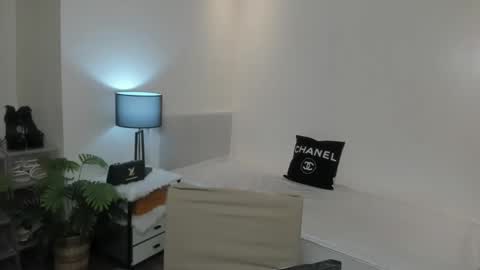 keziakinlley online show from 03-09-26, 12:14