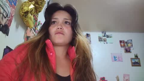 kha hot online show from 01-18-25, 10:39