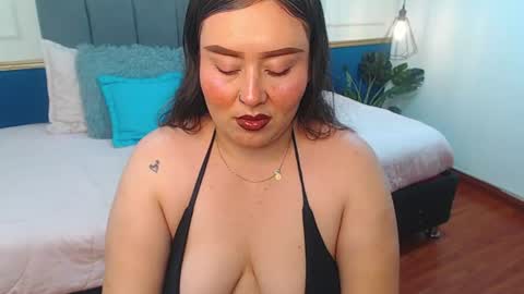 K H A I L A online show from 07-18-26, 07:50