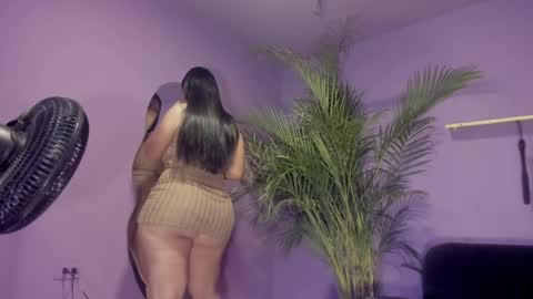 Snapshot of khaterine_hot_1 chatting on 05-02-26, 07:41 Kathe Hot online show from 05-02-26, 07:41