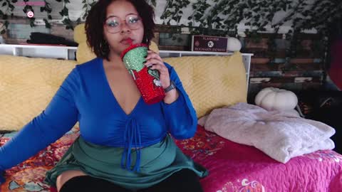 Snapshot of khayaparker chatting on 01-03-25, 01:36 Khaya online show from 01-03-25, 01:36