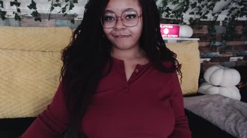 Snapshot of khayaparker chatting on 02-12-25, 01:52 Khaya online show from 02-12-25, 01:52