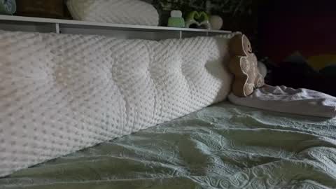 Snapshot of khayaparker chatting on 03-10-25, 12:26 Khaya online show from 03-10-25, 12:26