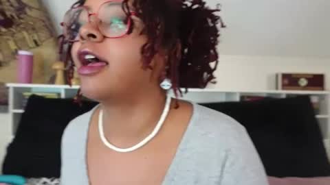 Khaya online show from 02-14-26, 07:32