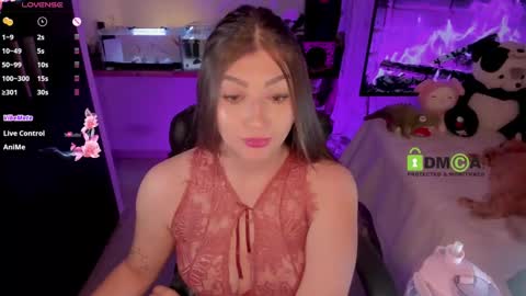 Snapshot of khionebesset chatting on 01-23-25, 06:28 Khi. online show from 01-23-25, 06:28