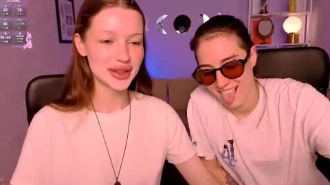 khloebeauty online show from 06-11-26, 05:49