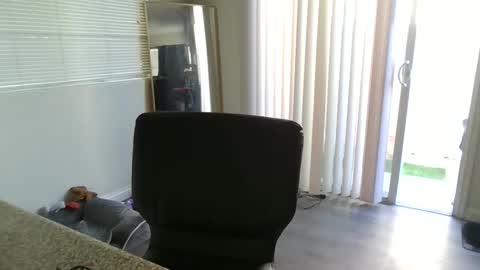 khloemariexoxo  online show from 04-15-26, 06:48