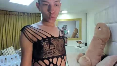 Snapshot of kholeparis chatting on 06-17-26, 03:31 kholeparis online show from 06-17-26, 03:31