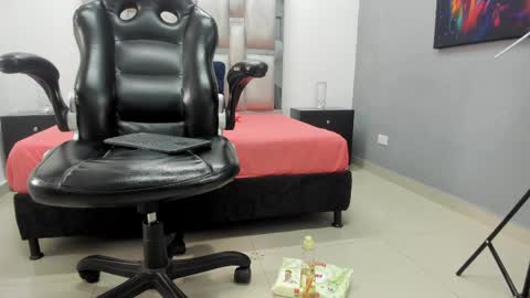Kris Evans online show from 04-12-26, 03:39