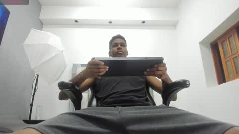 Kris Evans online show from 05-11-26, 11:05