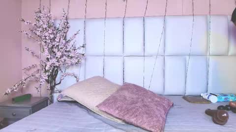    N         M online show from 02-09-25, 11:36