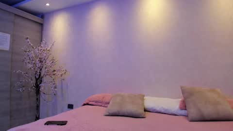    N         M online show from 10-20-25, 12:16