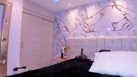    N         M online show from 10-29-25, 11:56