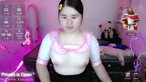 Snapshot of kianna_schmitz chatting on 05-13-26, 02:20 Your SweetGirl Ts online show from 05-13-26, 02:20