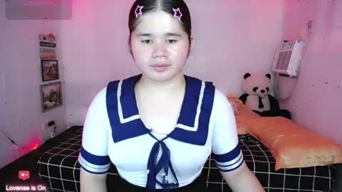 Snapshot of kianna_schmitz chatting on 05-29-26, 03:04 Your SweetGirl Ts online show from 05-29-26, 03:04