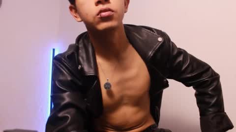 Snapshot of kianryu chatting on 10-24-25, 08:05 Adrian Chlloe online show from 10-24-25, 08:05