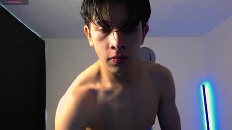 Snapshot of kianryu chatting on 11-15-25, 04:47 Adrian Chlloe online show from 11-15-25, 04:47