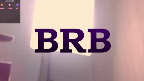 Snapshot of kianryu chatting on 11-19-25, 03:01 Adrian Chlloe online show from 11-19-25, 03:01