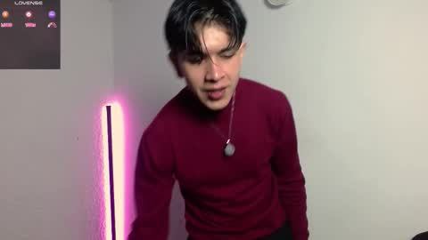 Snapshot of kianryu chatting on 11-27-25, 03:25 Adrian Chlloe online show from 11-27-25, 03:25