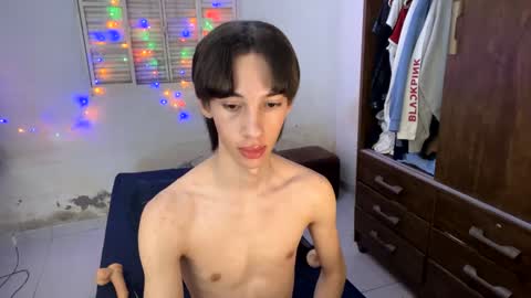 Snapshot of kiantwink chatting on 01-14-25, 06:34 kiantwink online show from 01-14-25, 06:34