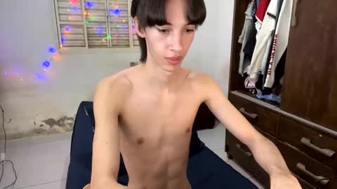 Snapshot of kiantwink chatting on 01-30-25, 09:04 kiantwink online show from 01-30-25, 09:04