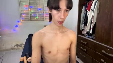 Snapshot of kiantwink chatting on 02-03-25, 05:29 kiantwink online show from 02-03-25, 05:29