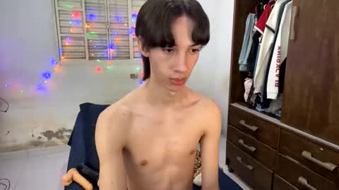 Snapshot of kiantwink chatting on 02-04-25, 06:36 kiantwink online show from 02-04-25, 06:36