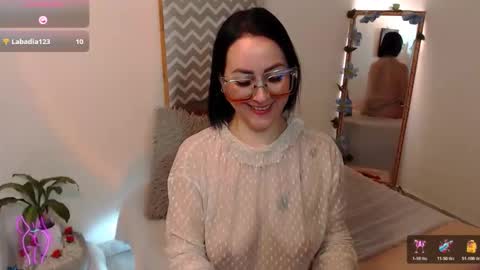 Snapshot of kiara_bermont chatting on 11-19-25, 03:23 Kiara Bermont online show from 11-19-25, 03:23